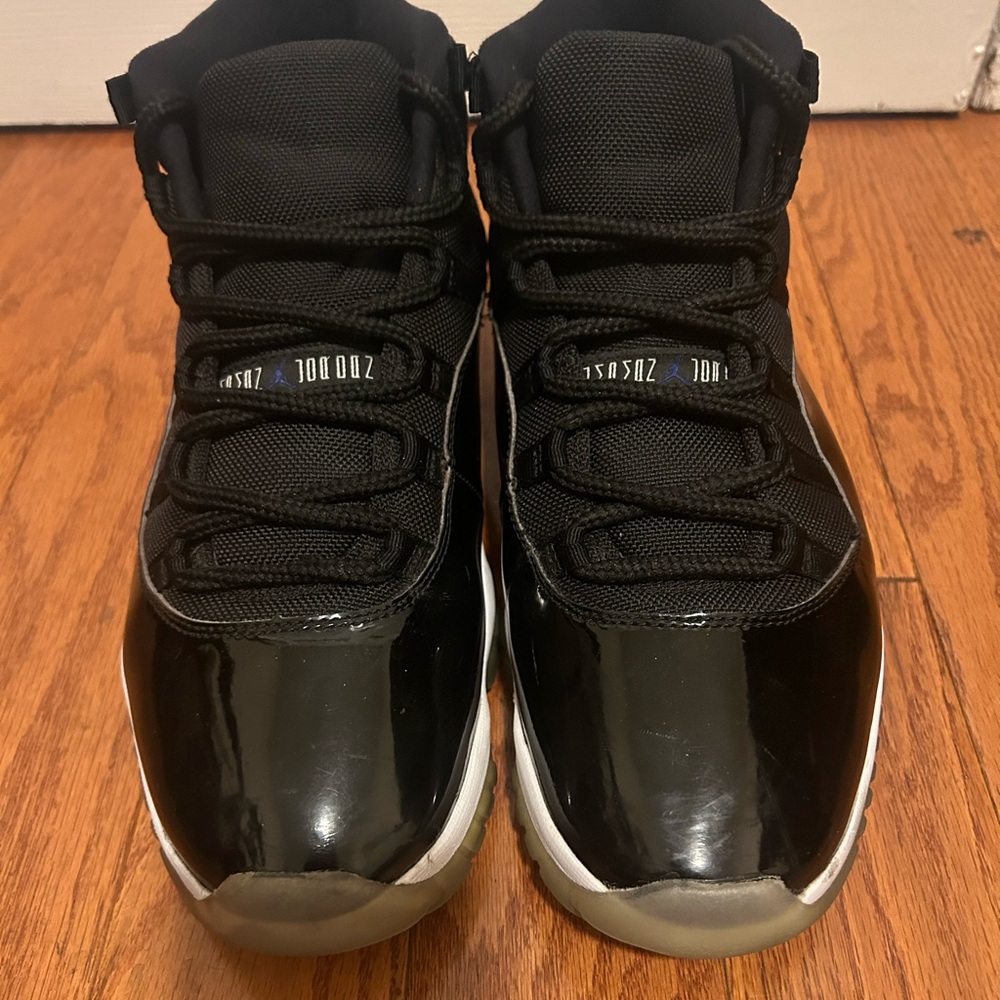 Jordan 11 Space Jam 2016